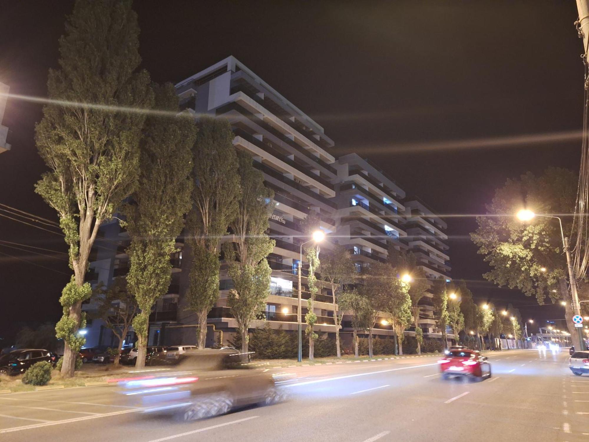 Elysse Sunrise Apartment Mamaia Exteriör bild