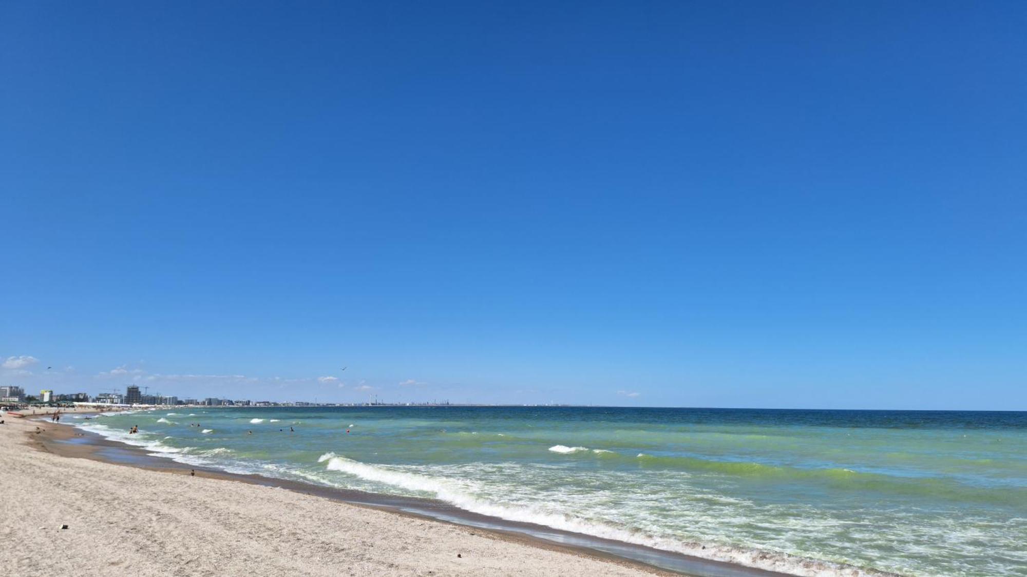 Elysse Sunrise Apartment Mamaia Exteriör bild